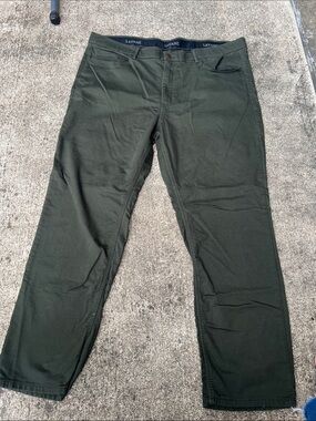 Savane Dark Olive Men's Straight-Leg Chinos